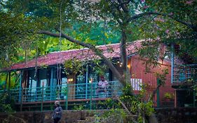 Saveda Farm & Cottages